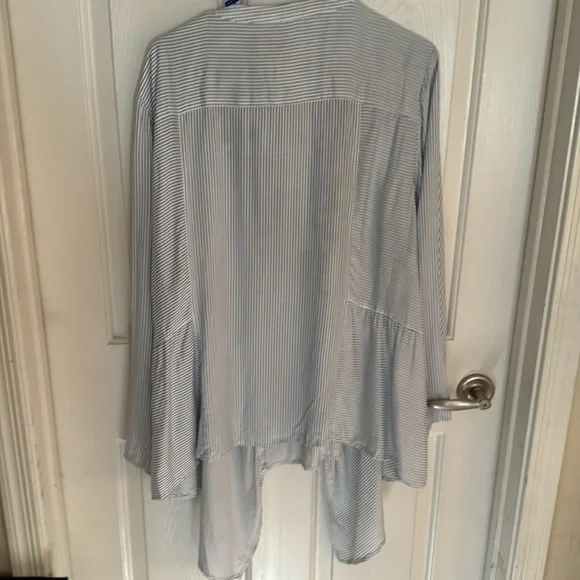 Plus Size Ruby Rd Women's Blouse 3/4 Sleeve Stripes Embroidered White/Blue 2X - Picture 5 of 5